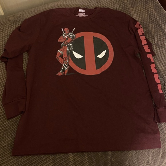 Deadpool comic shirt MARVEL Ryan Reynolds X-FORCE